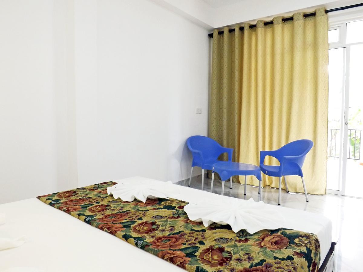 Hotel "Diana" Хиккадува Экстерьер фото