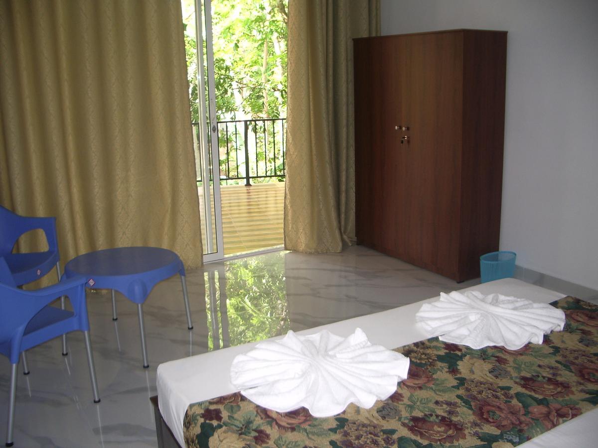 Hotel "Diana" Хиккадува Экстерьер фото